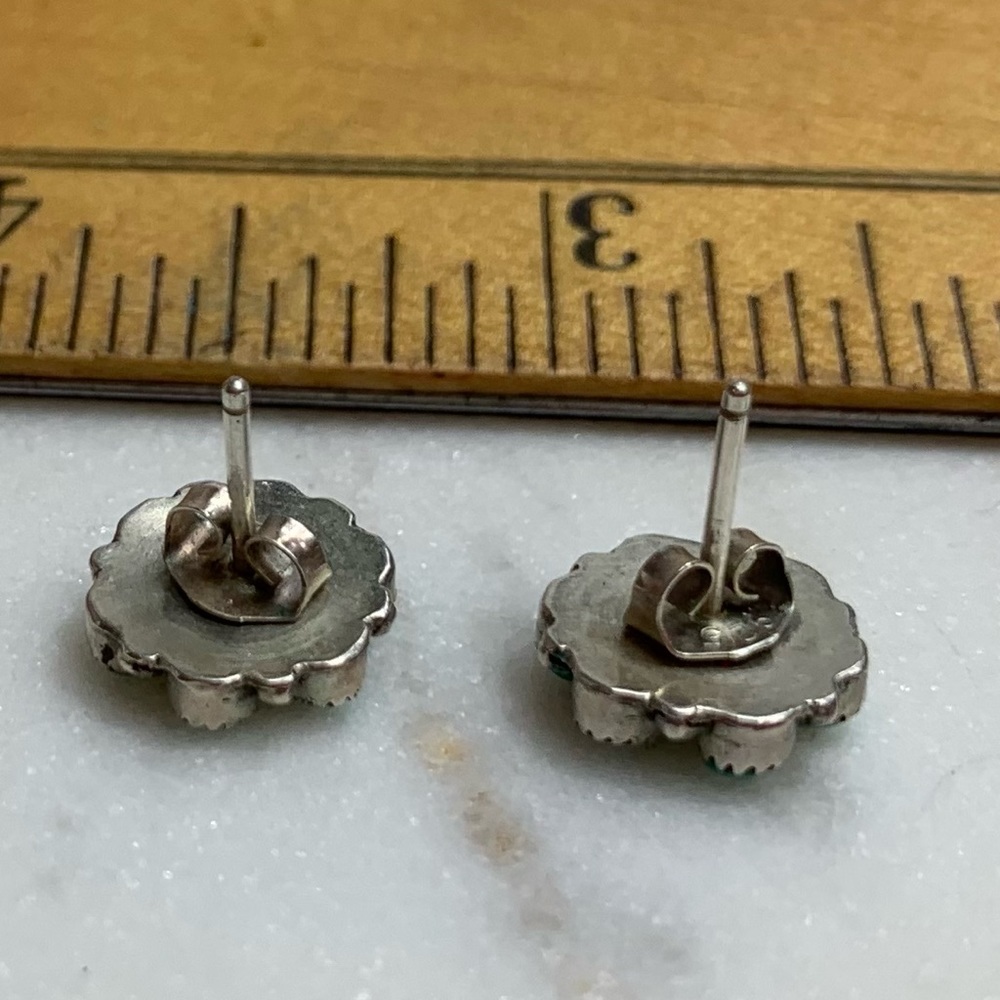 Turquoise Floral Silver Earrings - Picture 4 of 6